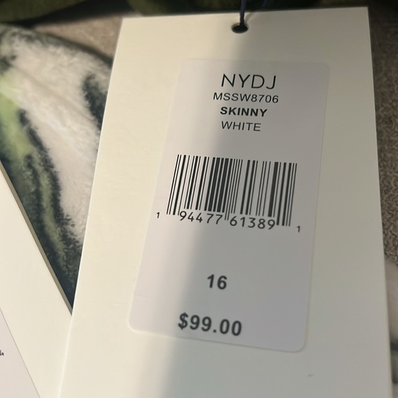 NWT NYDJ Women's White Skinny stretch Jeans - Picture 11 of 15